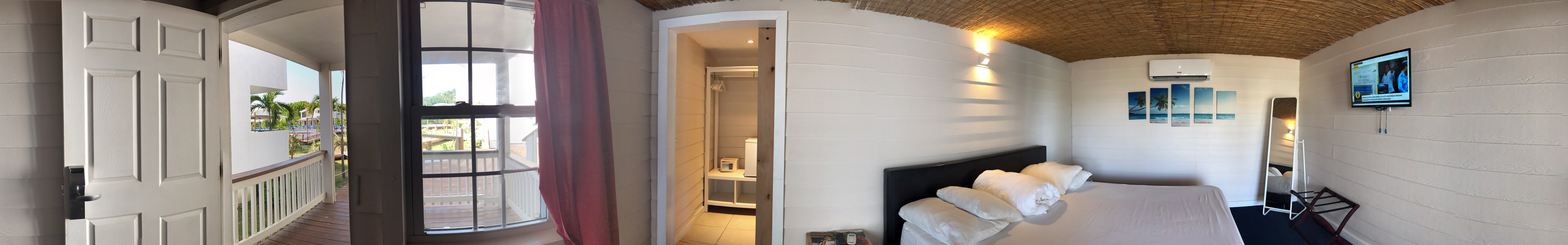 Pool Garden Room / King